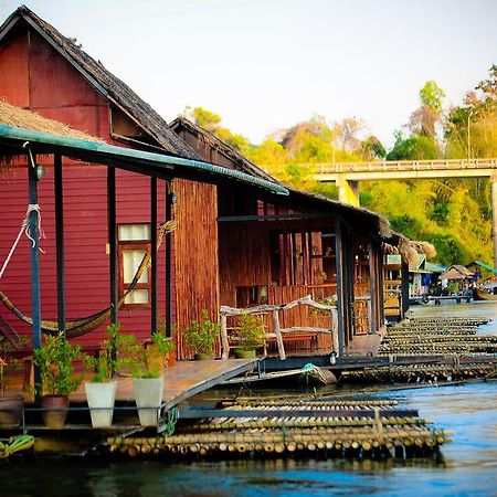 Boutique Raft Resort, River Kwai Ban Huai Maenam Noi Eksteriør billede