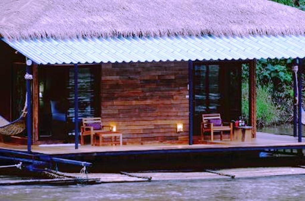 Boutique Raft Resort, River Kwai Ban Huai Maenam Noi Eksteriør billede