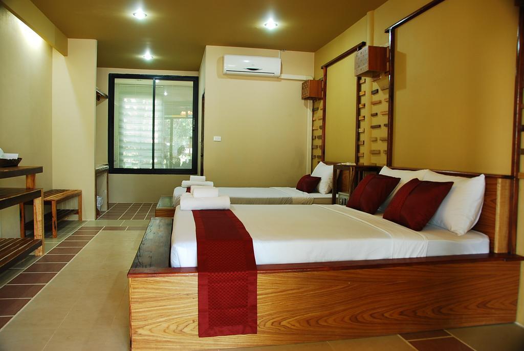 Boutique Raft Resort, River Kwai Ban Huai Maenam Noi Eksteriør billede