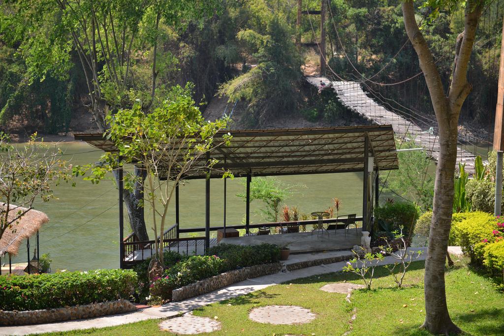 Boutique Raft Resort, River Kwai Ban Huai Maenam Noi Eksteriør billede