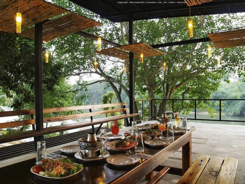 Boutique Raft Resort, River Kwai Ban Huai Maenam Noi Eksteriør billede