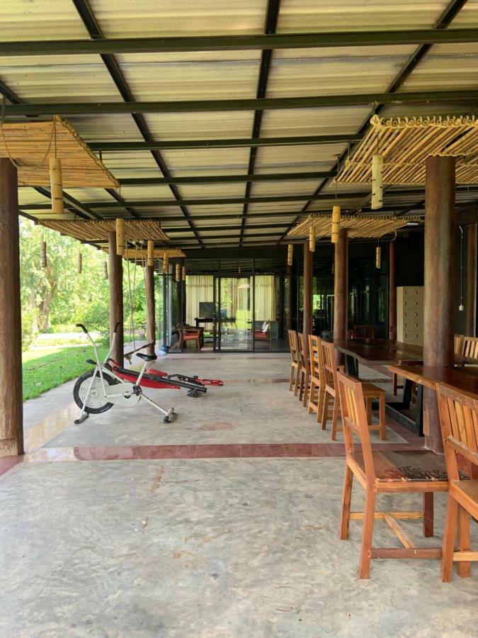 Boutique Raft Resort, River Kwai Ban Huai Maenam Noi Eksteriør billede