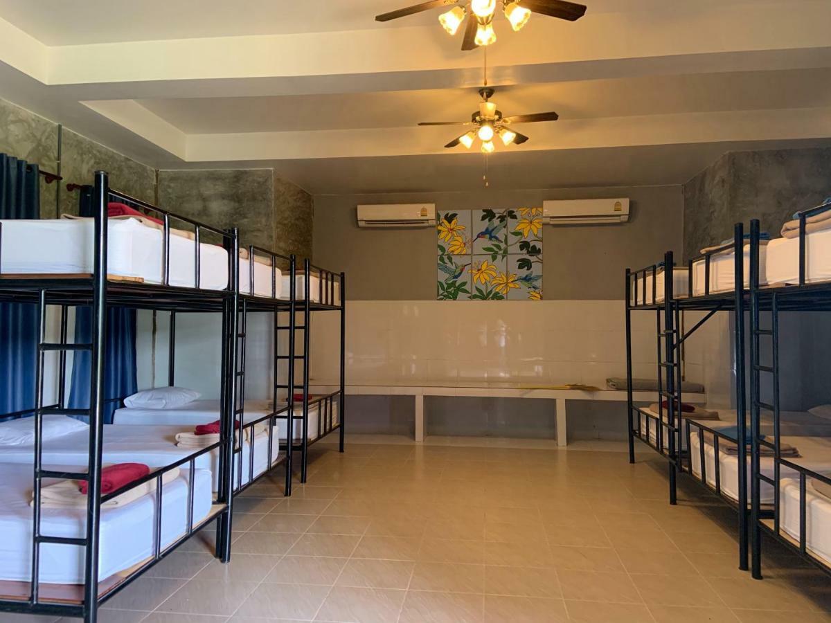 Boutique Raft Resort, River Kwai Ban Huai Maenam Noi Eksteriør billede