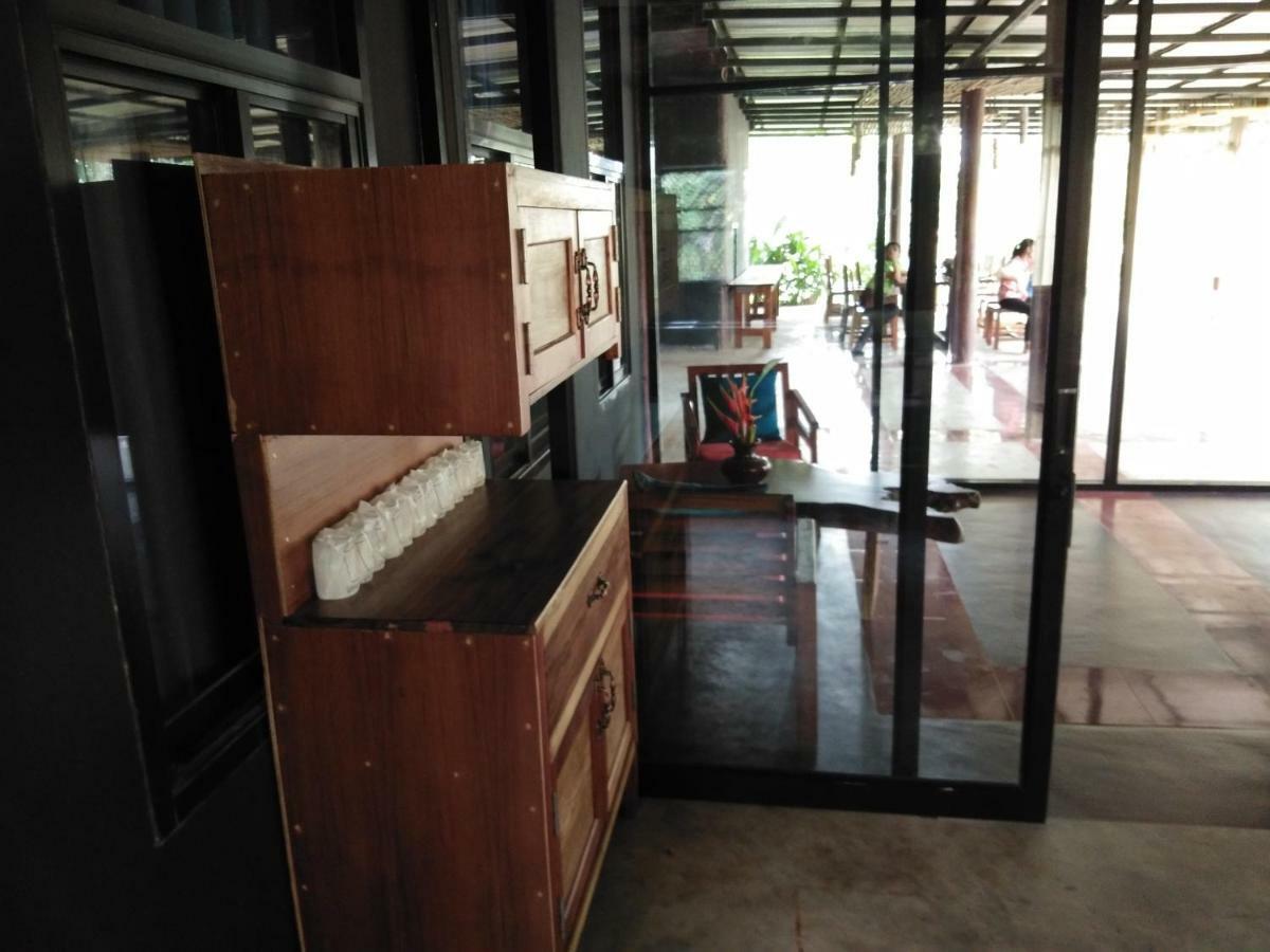 Boutique Raft Resort, River Kwai Ban Huai Maenam Noi Eksteriør billede